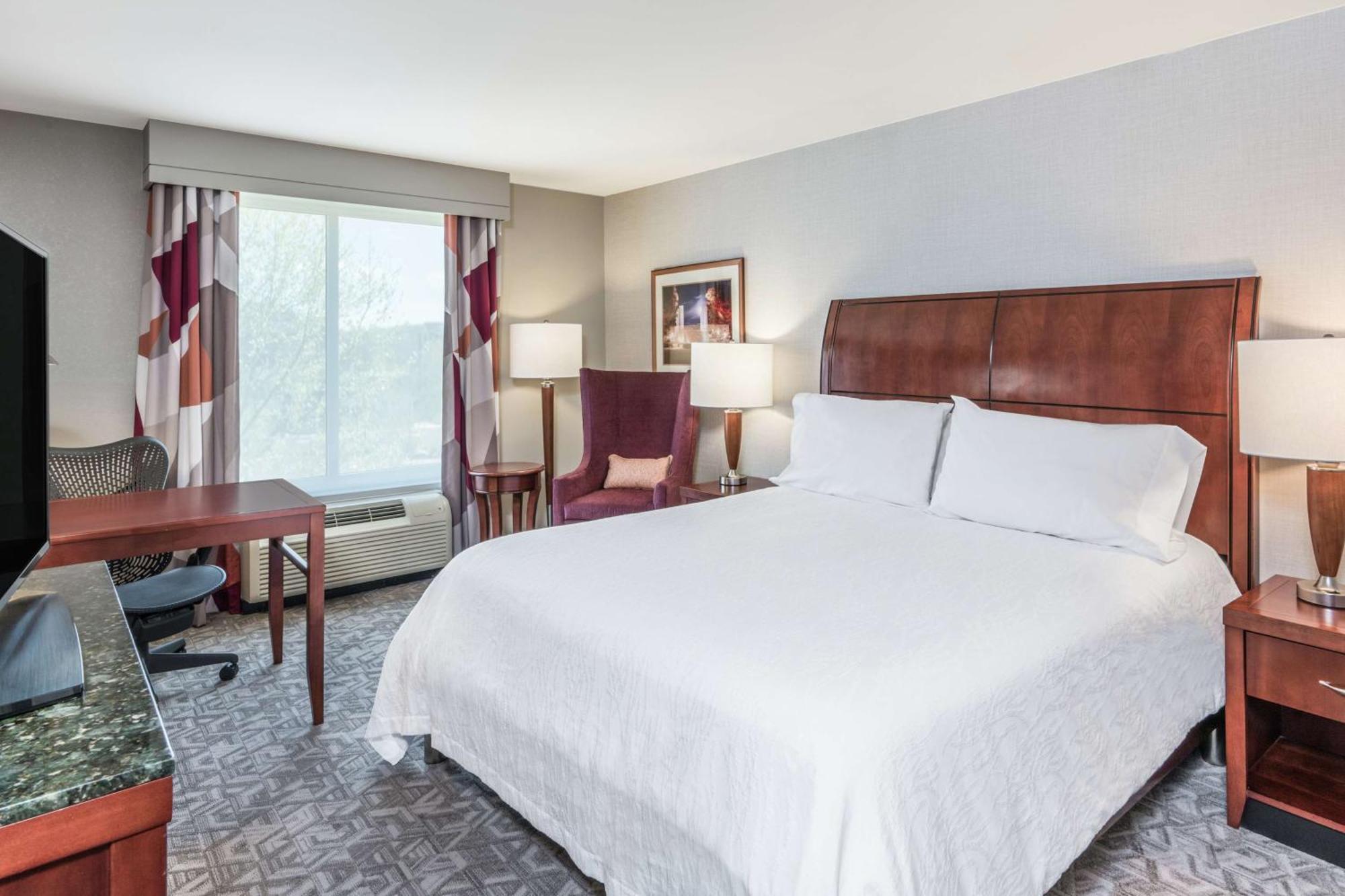 Hilton Garden Inn Blacksburg University Exterior photo