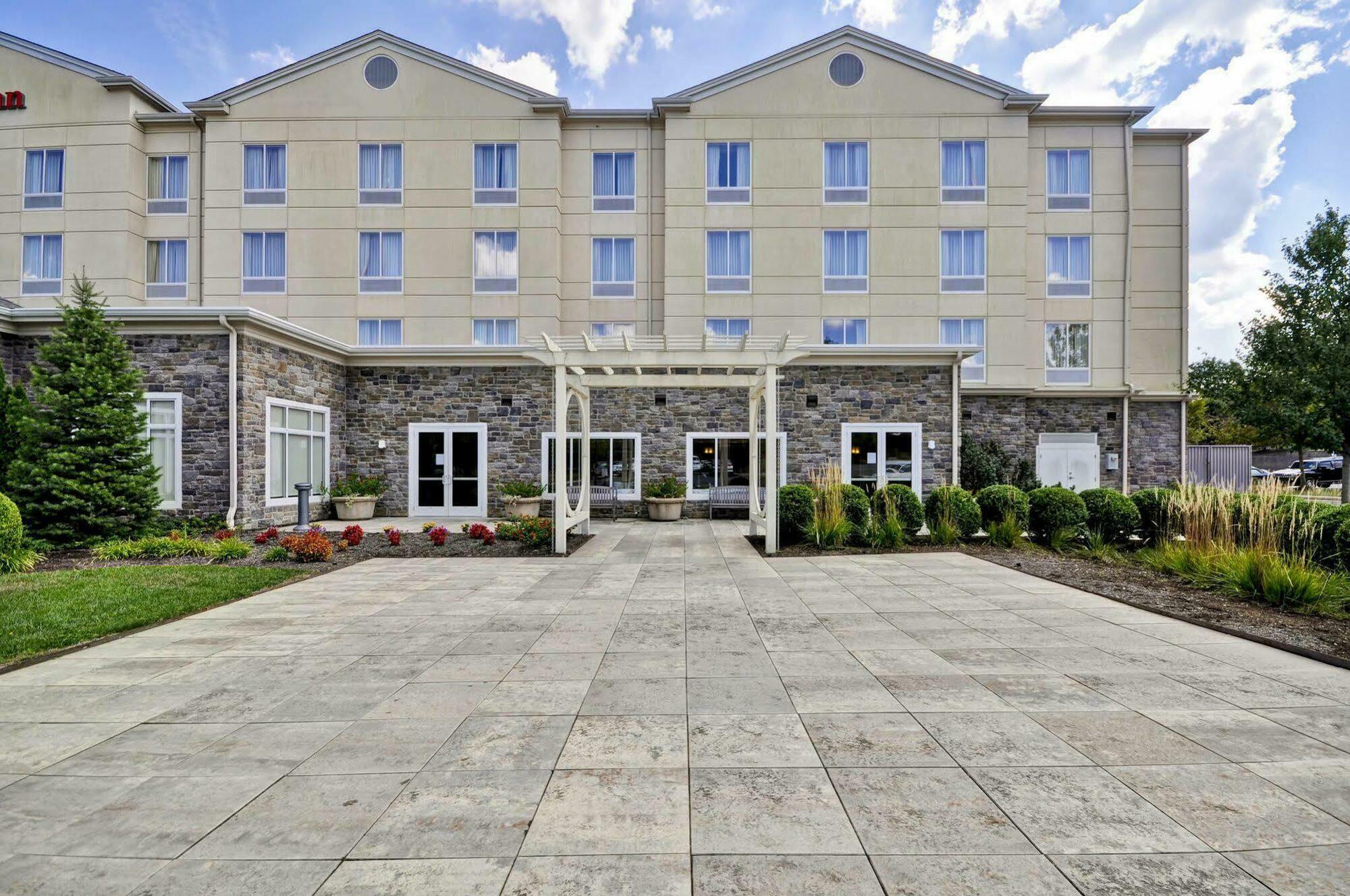 Hilton Garden Inn Blacksburg University Exterior photo